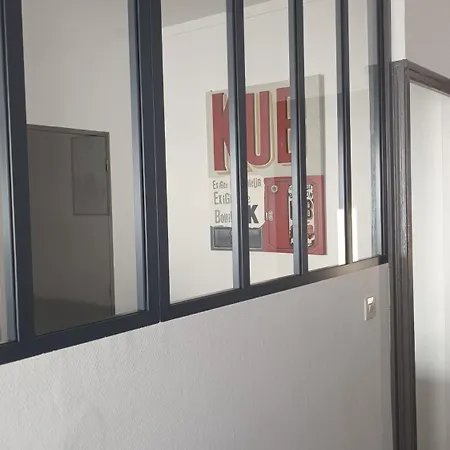 Apartment Ne Restez Pas A Quai