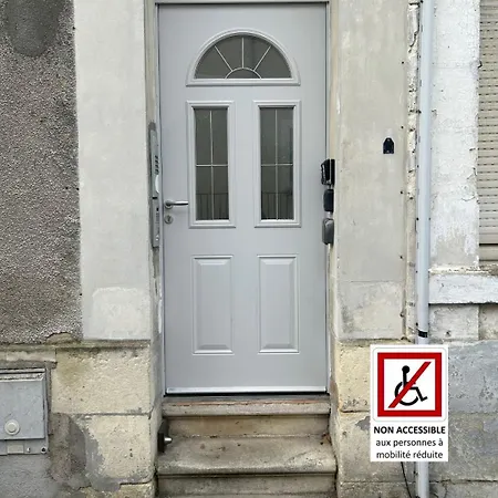 Ne Restez Pas A Quai *